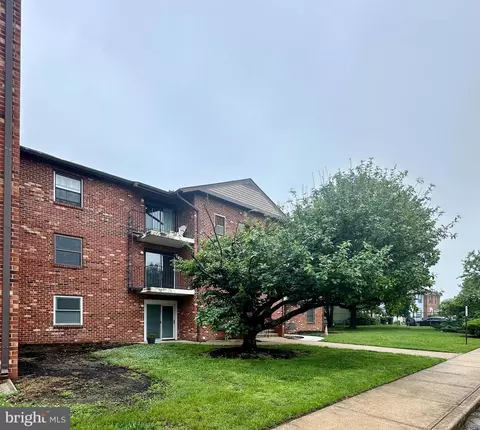 5 Harlech Hall, Dover, DE 19904