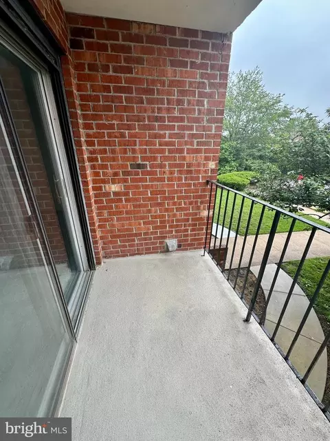 Exterior - 5 Harlech Hall, Dover, DE 19904 photo 1 of 1