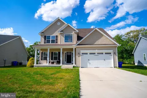 295 Hightide Dr, Frederica, DE 19946