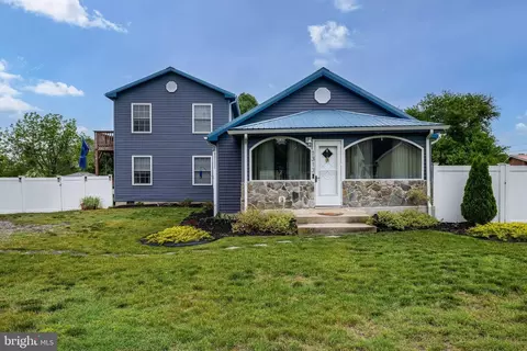 1313 Pine St, Houston, DE 19954
