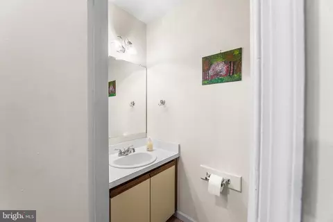 Bath - 404 Cold Spring Pl, Dover, DE 19904 photo 1 of 2
