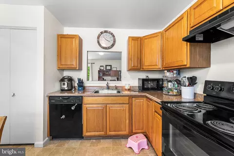 Kitchen - 404 Cold Spring Pl, Dover, DE 19904 photo 1 of 1