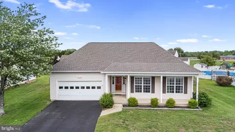 134 Winterton Ln, Dover, DE 19904