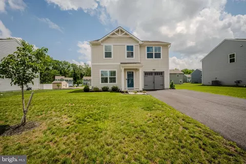 74 Mudstone Rd, Dover, DE 19904