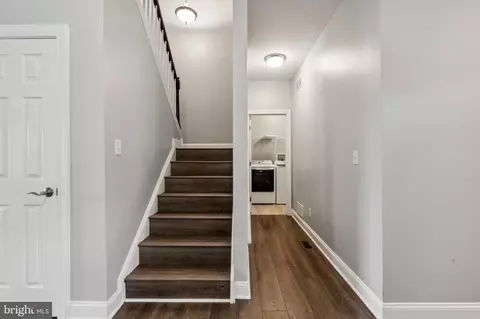 Entry Way - 95 Fairmont Ln, Dover, DE 19904 photo 2 of 10