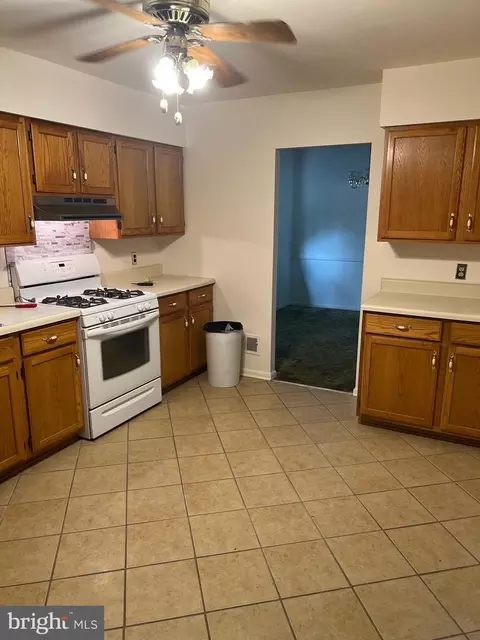 Kitchen - 524 Crawford Ave, Dover, DE 19901 photo 1 of 3