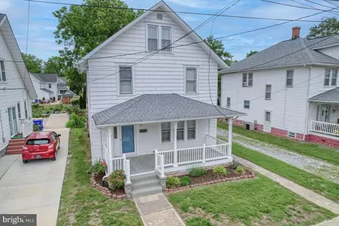 12 W Mispillion St, Harrington, DE 19952