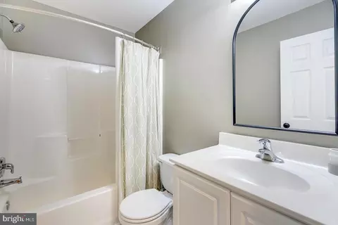 Bath - 229 Lakshman Trl, Dover, DE 19904 photo 4 of 4