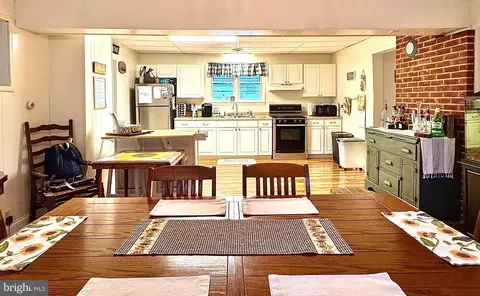 Dining - 203 Commerce St, Harrington, DE 19952 photo 1 of 3