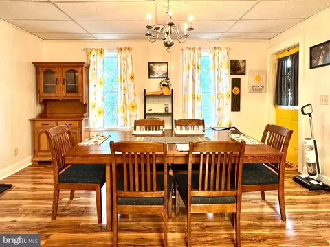 Dining - 203 Commerce St, Harrington, DE 19952 photo 2 of 3