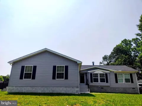 Exterior - 113 Beech Tree Ln, Harrington, DE 19952 photo 2 of 9
