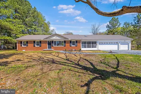 2475 W Denneys Rd, Dover, DE 19904