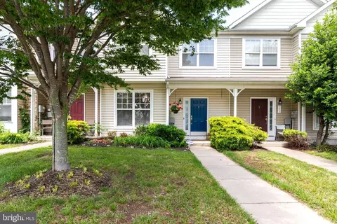 129 Lady Bug Dr, Dover, DE 19901