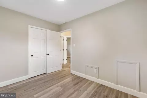 Entry Way - 63 Saxton Rd, Dover, DE 19901 photo 5 of 6