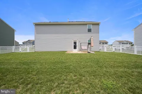 Exterior - 64 Slate Rd, Dover, DE 19904 photo 3 of 5