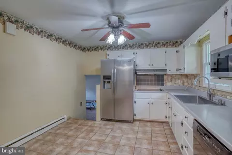 1103 Oak Dr, Dover, DE 19904 photo 20