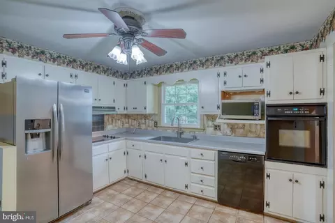 1103 Oak Dr, Dover, DE 19904 photo 17