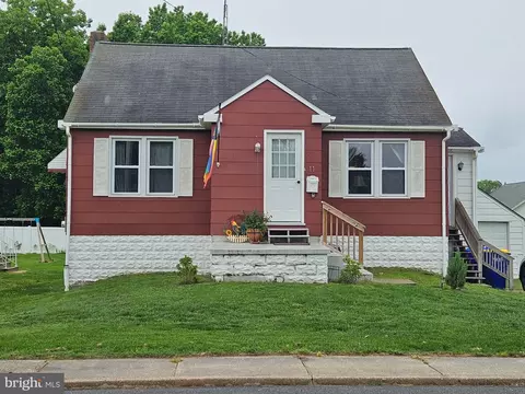 11 Simpson St, Harrington, DE 19952