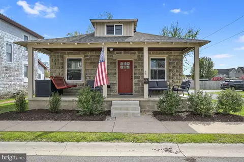 1 E Milby St, Harrington, DE 19952