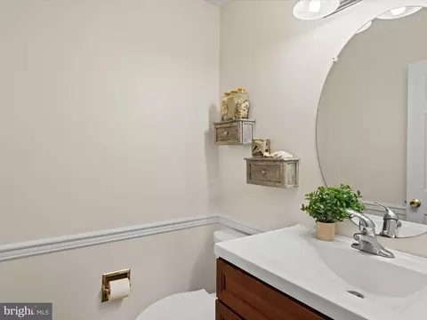 70 N Fairfield Dr, Dover, DE 19901 photo 23