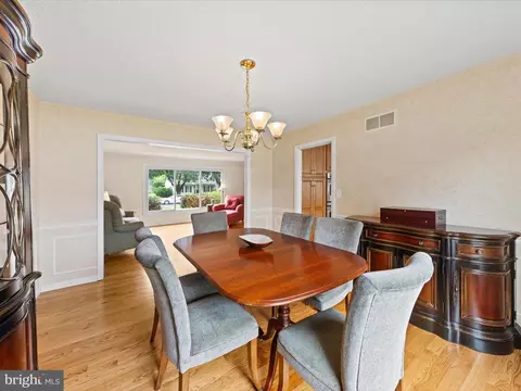 70 N Fairfield Dr, Dover, DE 19901 photo 17