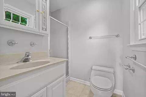 Bath - 111 N Fairfield Dr, Dover, DE 19901 photo 2 of 3