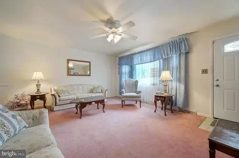 Living - 355 Frear Dr, Dover, DE 19901 photo 1 of 3