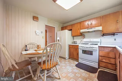 Kitchen - 355 Frear Dr, Dover, DE 19901 photo 1 of 4