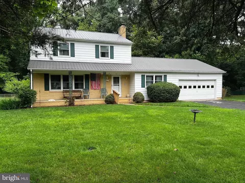 953 Lochmeath Way, Dover, DE 19901