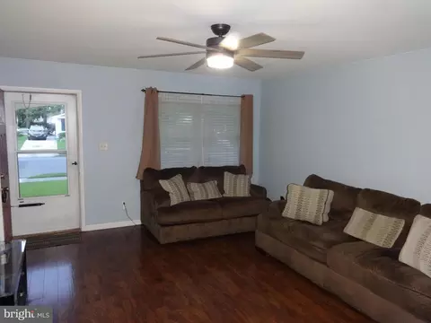 Living - 293 Kesselring Ave, Dover, DE 19904 photo 3 of 3
