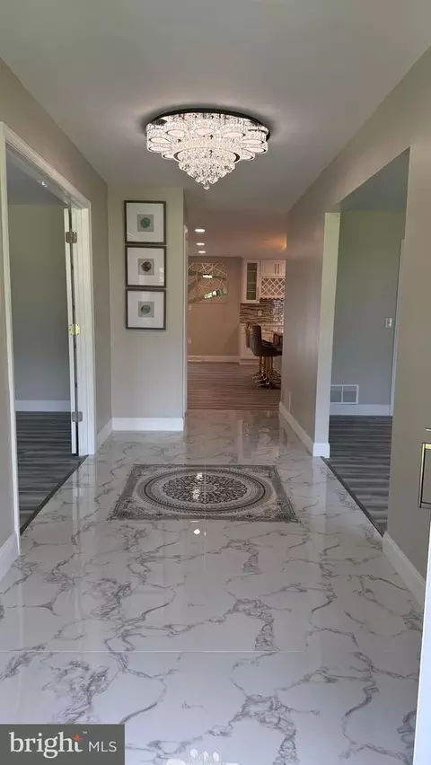 Entry Way - 104 Lake Front Dr, Dover, DE 19904 photo 3 of 17