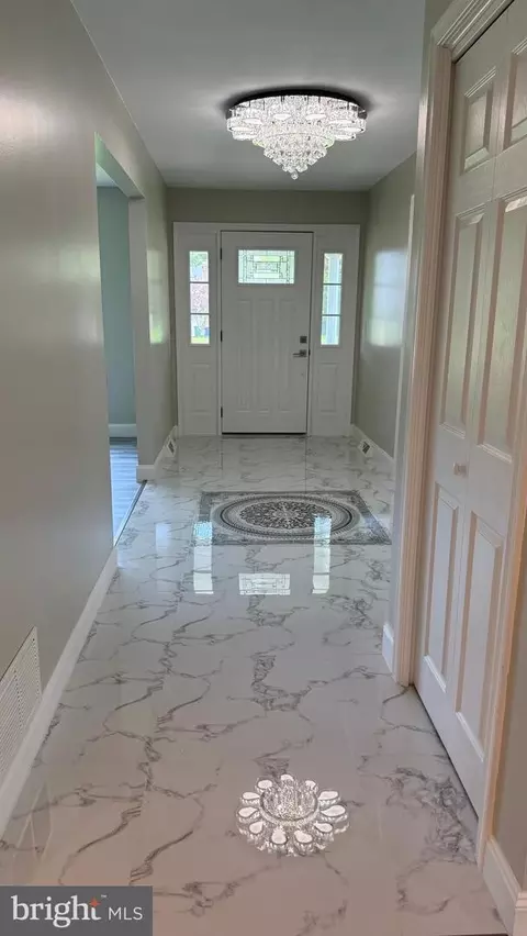 Entry Way - 104 Lake Front Dr, Dover, DE 19904 photo 5 of 17