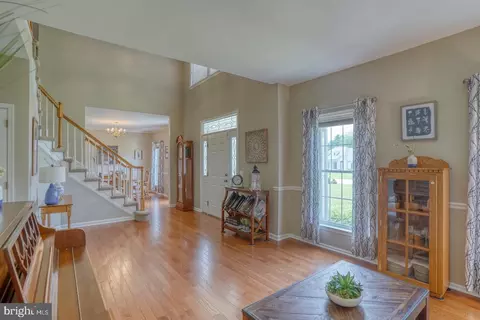 Entry Way - 13 Emerson Dr, Dover, DE 19901 photo 3 of 7