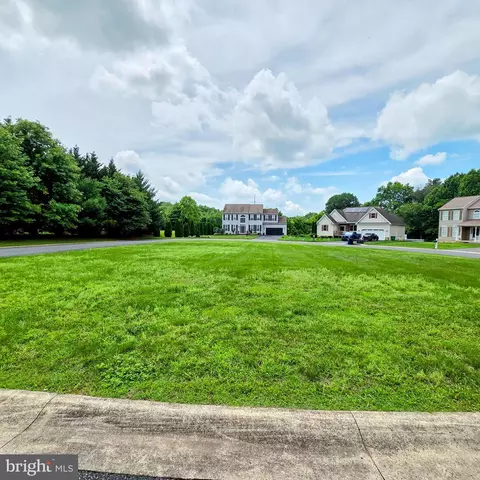 View/Area - 14 W Goldinger Rd, Dover, DE 19904 photo 1 of 1