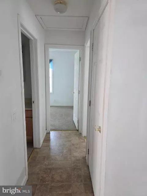 Entry Way - 305 W Reed St, Dover, DE 19904 photo 3 of 3