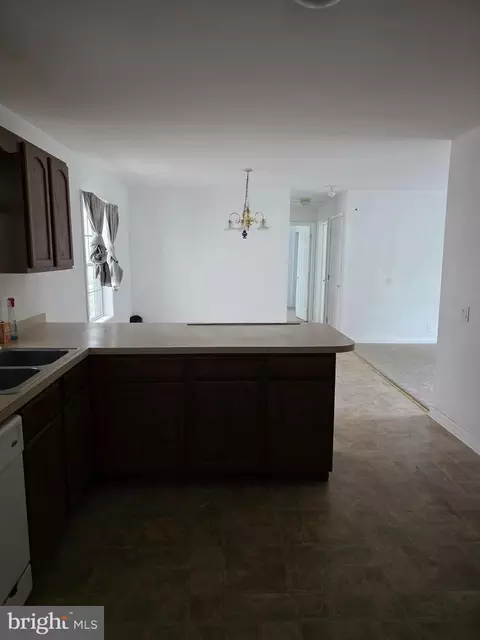 Entry Way - 305 W Reed St, Dover, DE 19904 photo 2 of 3