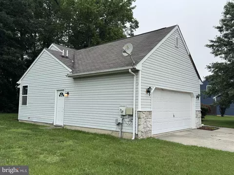 Exterior - 115 Sheffield Dr, Dover, DE 19901 photo 3 of 3