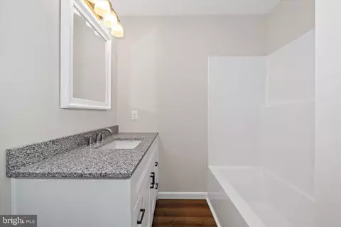 Bath - 1358 W College Rd, Dover, DE 19904 photo 5 of 5