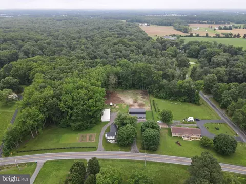 View/Area - 5634 Pearsons Corner Rd, Dover, DE 19904 photo 1 of 2