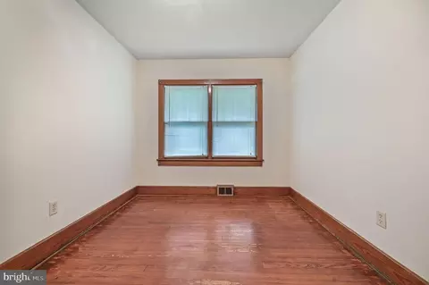 Bedroom - 71 N Halsey Rd, Dover, DE 19901 photo 1 of 4