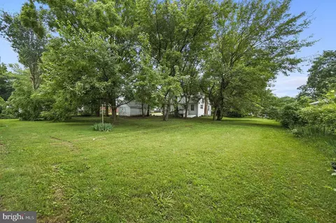 Exterior - 71 N Halsey Rd, Dover, DE 19901 photo 4 of 4