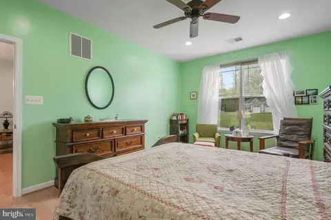 Bedroom - 147 Candor Ln, Dover, DE 19901 photo 1 of 4