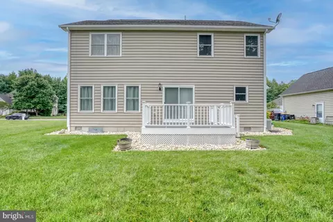 Exterior - 113 Maple Glen Dr, Dover, DE 19904 photo 6 of 6