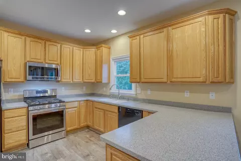 Kitchen - 113 Maple Glen Dr, Dover, DE 19904 photo 1 of 2