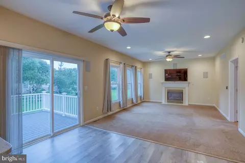 Living - 113 Maple Glen Dr, Dover, DE 19904 photo 1 of 6