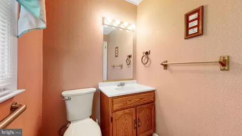 Entry Way - 341 Alder Rd, Dover, DE 19904 photo 9 of 10
