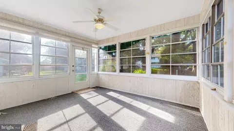 Entry Way - 341 Alder Rd, Dover, DE 19904 photo 2 of 10
