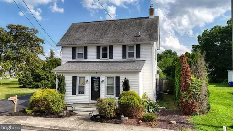11 High St, Harrington, DE 19952