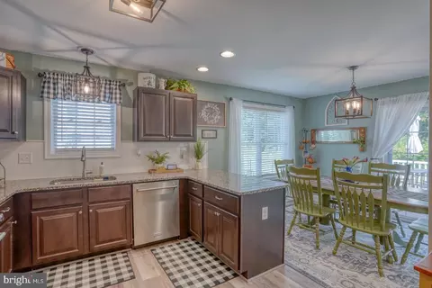 Kitchen - 122 Lulu Ln, Dover, DE 19901 photo 1 of 4