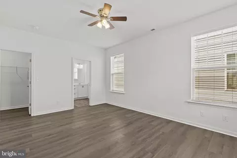 Entry Way - 118 Leander Dr, Dover, DE 19904 photo 2 of 3